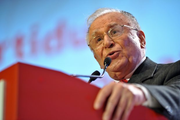ion-iliescu-face-95-de-ani.-de-cand-nu-a-mai-aparut-in-public