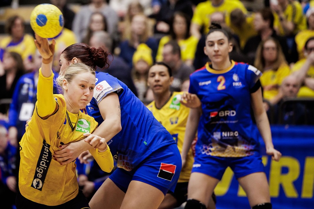 handbalul-feminin,-in-zodia-ghinionului!-doua-esecuri-cu-suedia-si-trei-accidentari-in-cinci-zile
