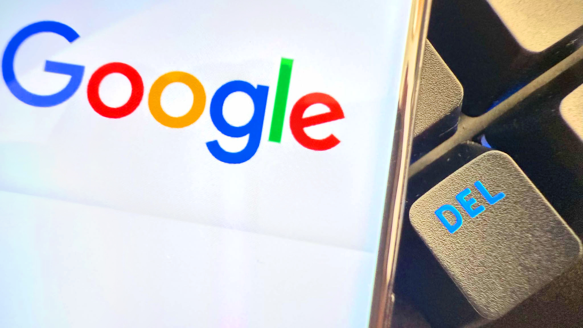 cum-sa-iti-stergi-rapid-si-usor-datele-personale-de-pe-google