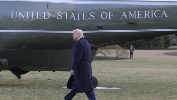avion-civil,-interceptat-in-apropiere-de-resedinta-lui-trump