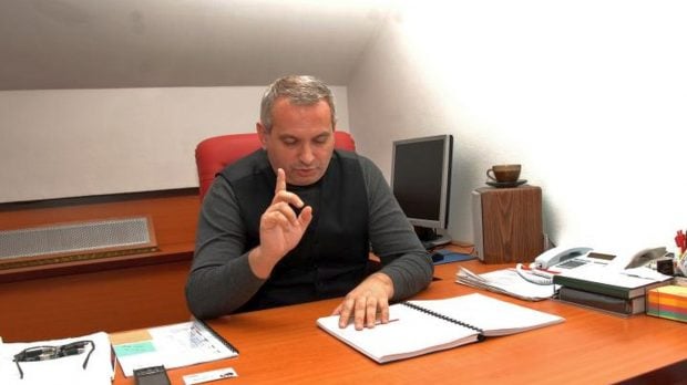 radio-iasi-a-cerut-demisia-sefului-care-e-pro-calin-georgescu