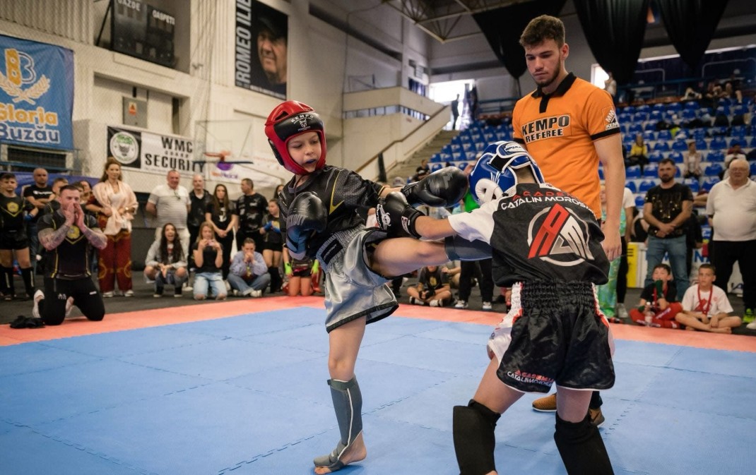 morosanu,-benny-si-fratii-stoica,-rivali-pe-tatami.-peste-400-de-sportivi-se-dueleaza-la-constanta