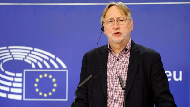 ce-spune-un-important-deputat-european-despre-tarifele-lui-trump