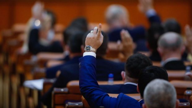 numarul-de-pensionari-speciali-creste-de-la-luna-la-luna