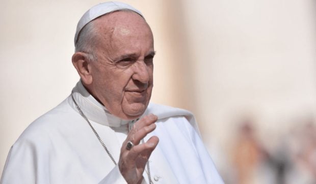 prima-imagine-cu-papa-francisc-de-la-internarea-in-spitalul-gemelli