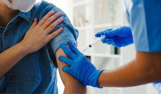 primul-vaccin-anti-acnee-a-ajuns-in-faza-de-testare-clinica.-cand-ar-putea-ajunge-la-pacienti