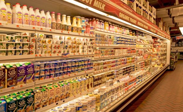 contaminare-cu-sobolani-si-gandaci-un-mare-lant-alimentar-inchide-2.000-de-magazine