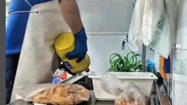 carne-alterata,-dezinfectata-si-revanduta-la-mallorca