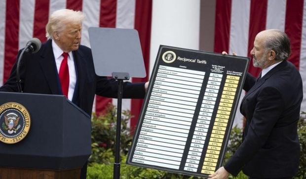 economia-sua,-in-declin-sub-mandatul-lui-donald-trump:-increderea-americanilor-a-scazut-dramatic