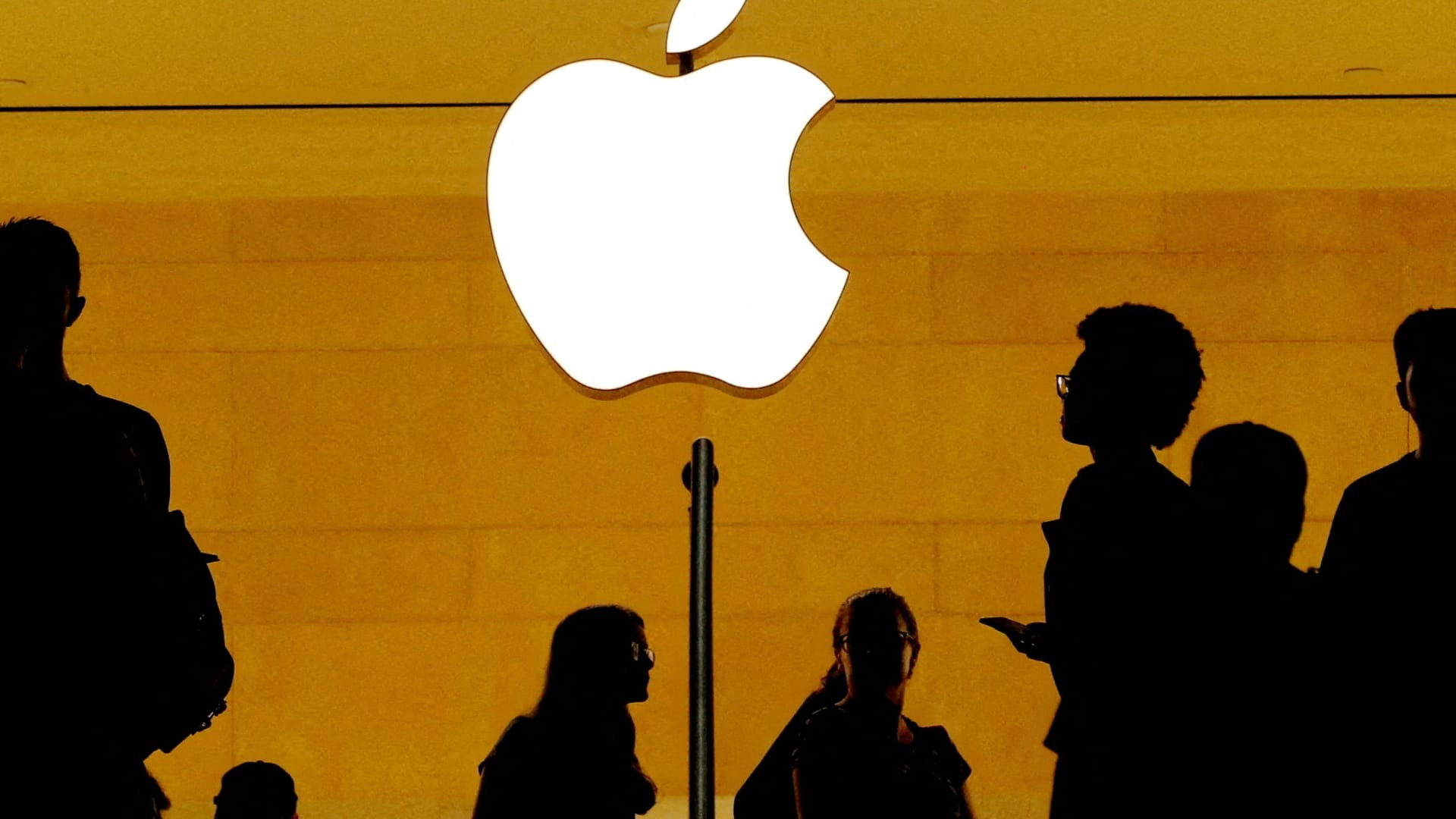 probleme-mari-la-apple-–-cum-s-a-ales-gigantul-cu-un-proces-fara-precedent,-care-da-batai-de-cap