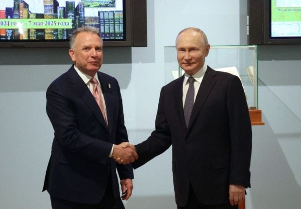 emisarul-lui-trump-lauda-referendumurile-frauduloase-din-rusia-ca-fiind-reale
