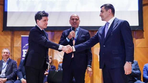 nicusor-dan-l-a-acuzat-pe-george-simion-ca-pregateste-o-nationalizare.-cum-l-a-acuzat-simion