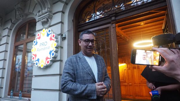 victor-ponta-bate-in-retragere-cu-sprijinul-pentru-george-simion.-ce-a-anuntat