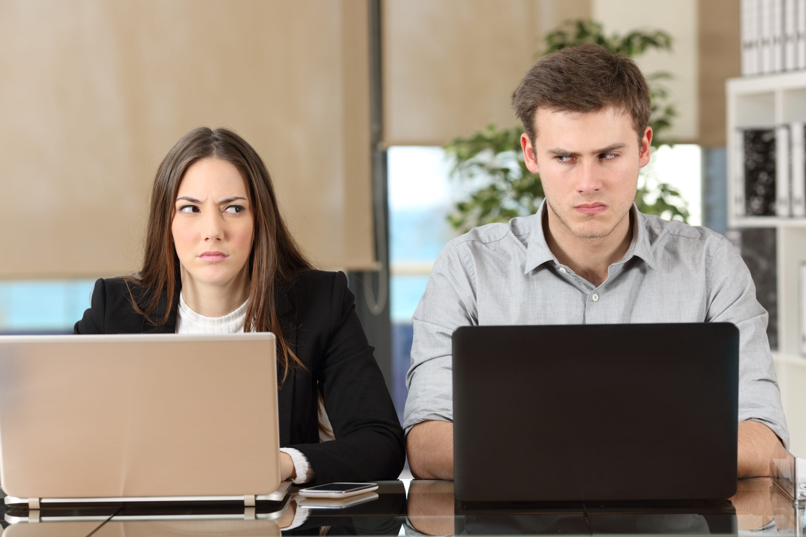 cum-sa-depasim-conflictele-dintre-business-analisti-(product-management),-programatori-si-qa-[p]