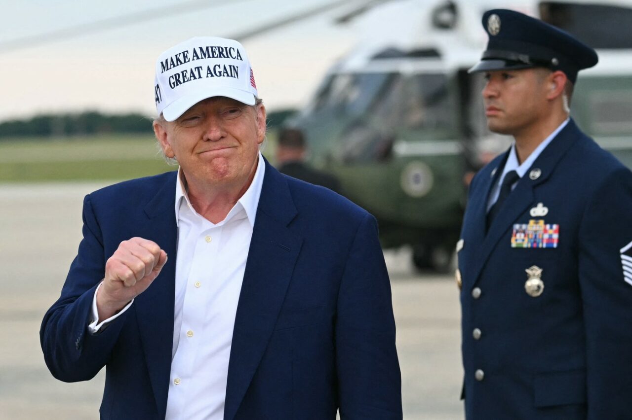 donald-trump-anunta-amanarea-taxelor-vamale-de-50%-asupra-produselor-din-ue-pana-la-9-iulie