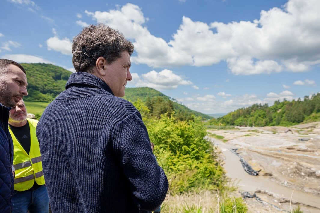 nicusor-dan:-„romania-are-un-deficit-de-diguri-in-zone-despre-care-se-stie-ca-sunt-inundabile”