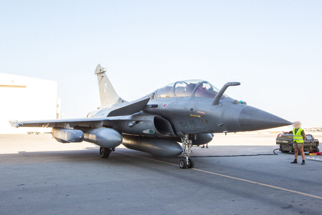 franta-acuza-china-ca-a-sabotat-vanzarile-avionului-de-lupta-rafale