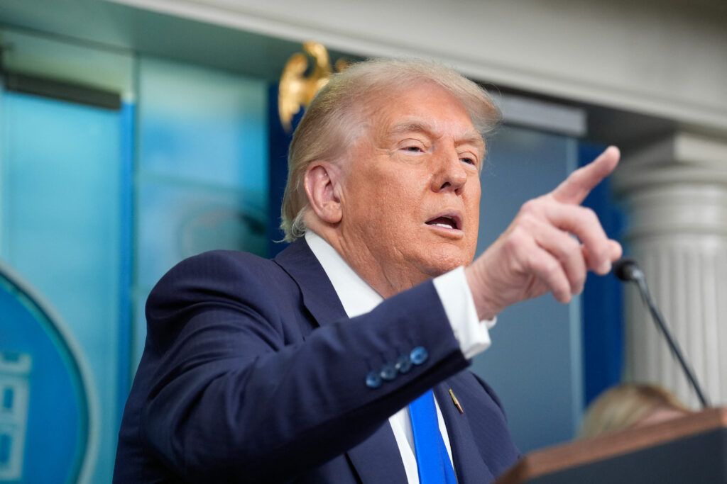 trump-ameninta-japonia-si-coreea-de-sud-cu-tarife-de-25%-incepand-cu-1-august