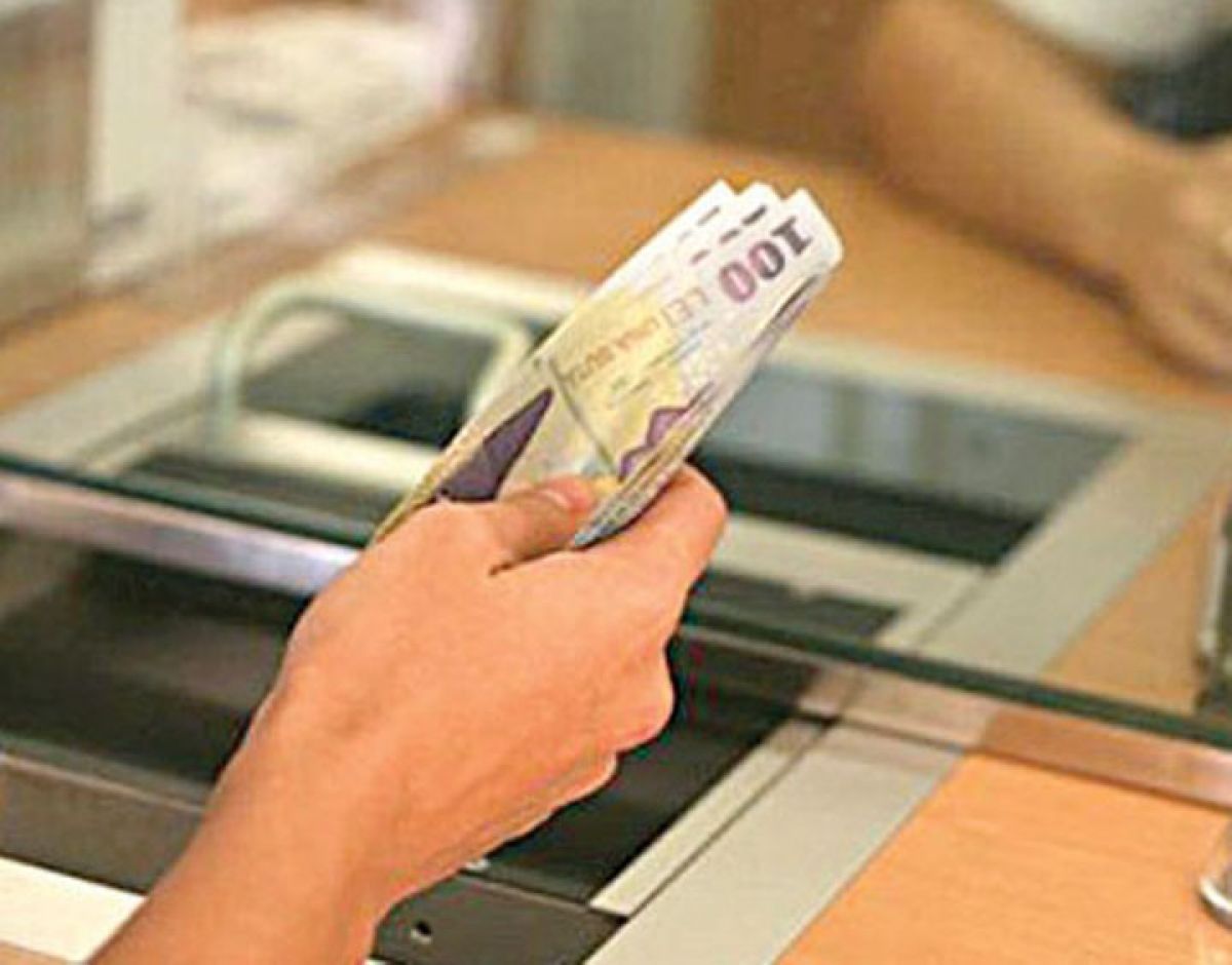 analisti-financiari:-impozitele-dublate-pe-cifra-de-afaceri-se-vor-regasi-in-dobanzile-clientilor