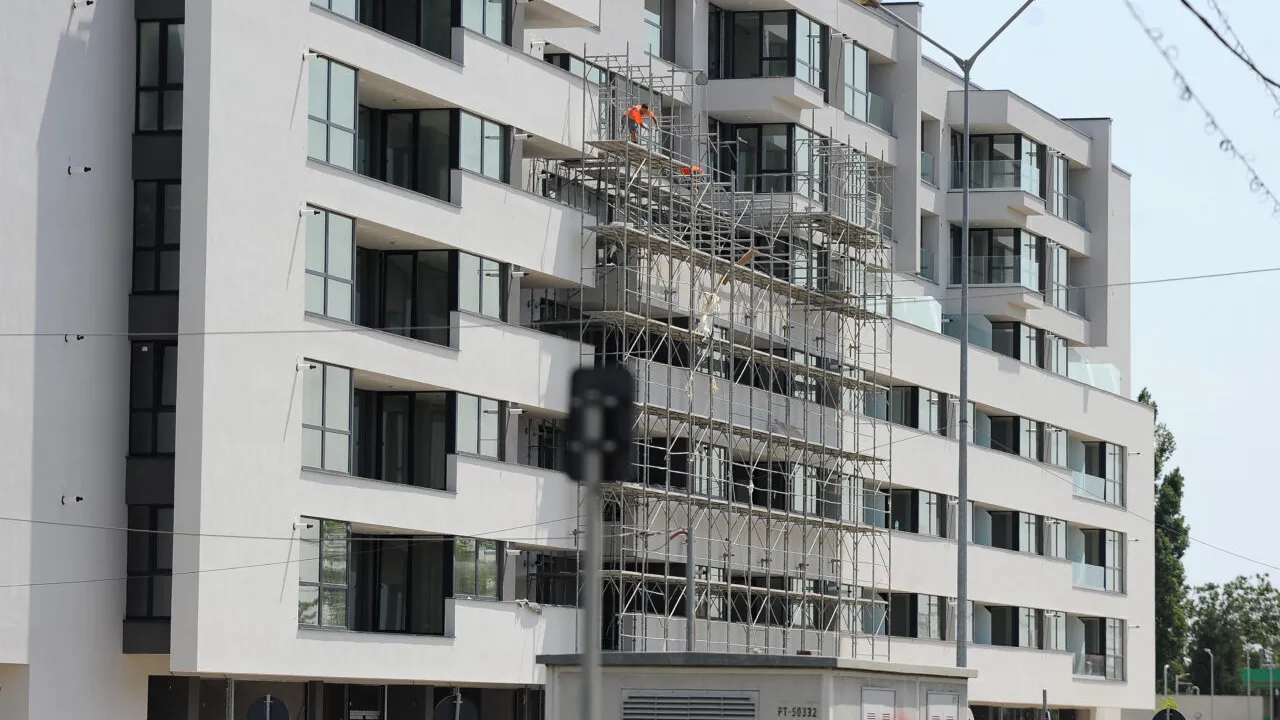 in-ce-conditii-pot-face-practica-la-isc-studentii-de-la-universitatea-de-constructii