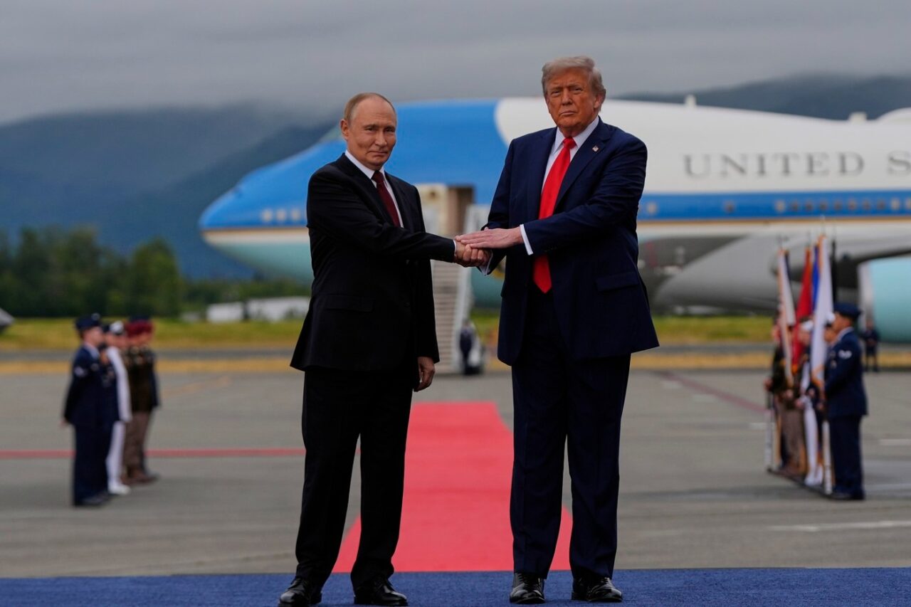 ce-ascunde-limbajul-non-verbal-dintre-trump-si-putin