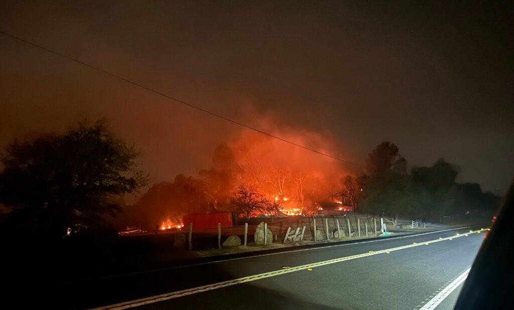 incendii-devastatoare-in-california:-un-oras-istoric,-mistuit-de-flacari