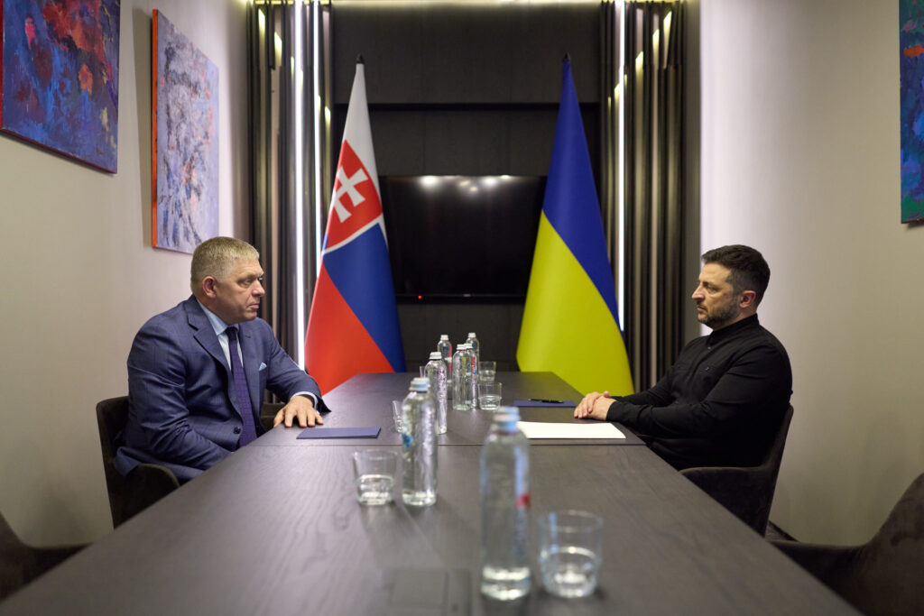 ucraina,-pregatita-sa-livreze-gaz-si-petrol-slovaciei,-cu-o-singura-conditie