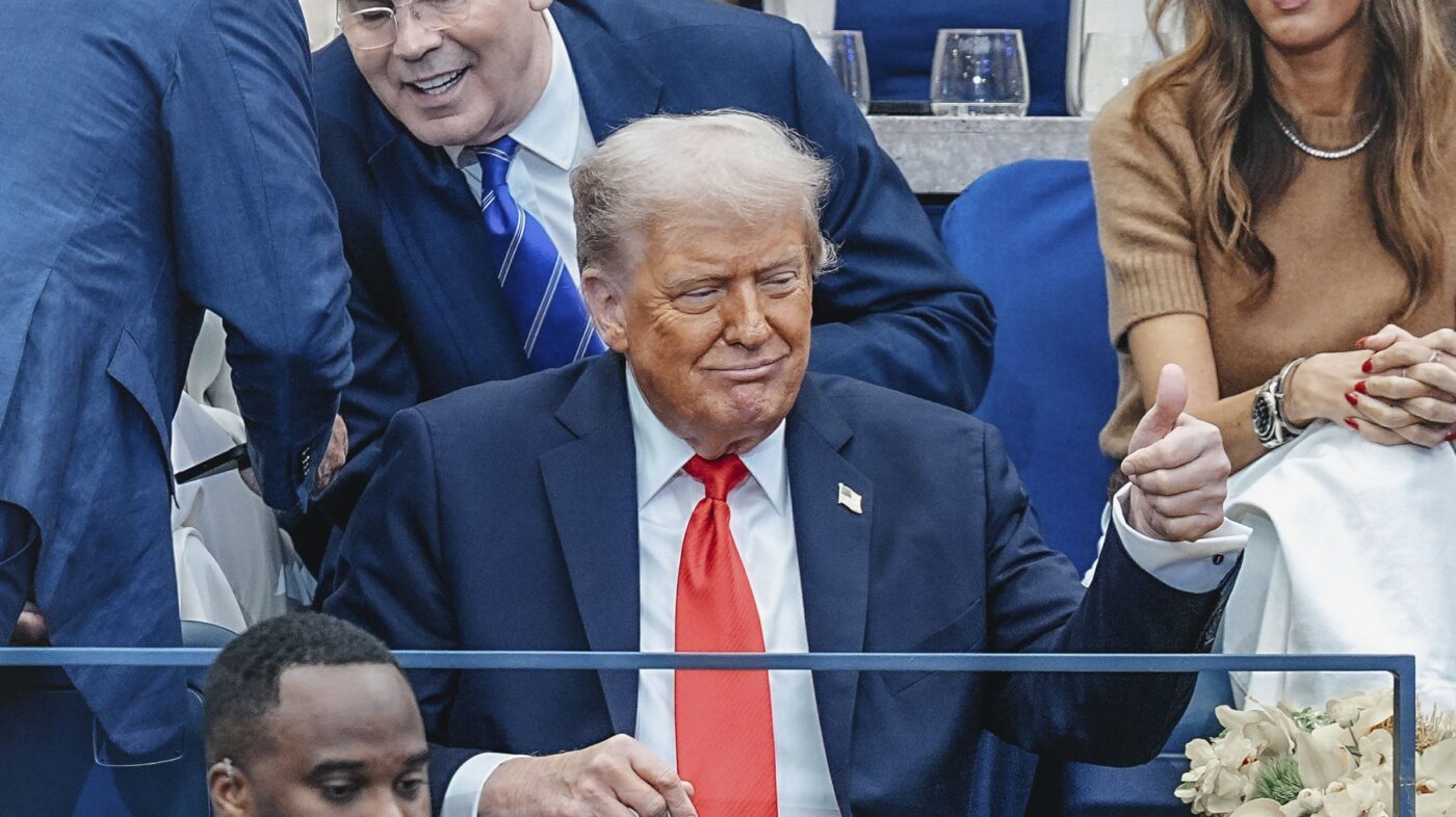 mi-a-parut-rau-pentru-sinner-si-alcaraz.-cum-a-eclipsat-prezenta-lui-donald-trump-finala-us-open