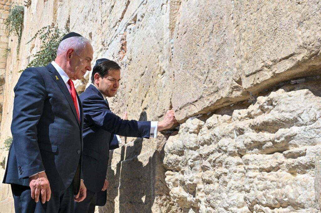 israelul-a-intensificat-bombardamentele-asupra-orasului-gaza-cand-a-sosit-rubio