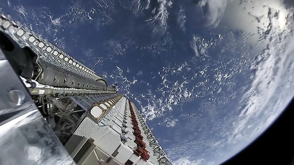 rusia-isi-construieste-alternativa-la-serviciul-de-internet-prin-satelit-starlink