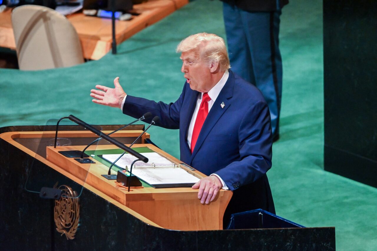 trump-le-cere-tarilor-europene-sa-opreasca-importurile-de-energie-din-rusia-/finanteaza-razboiul