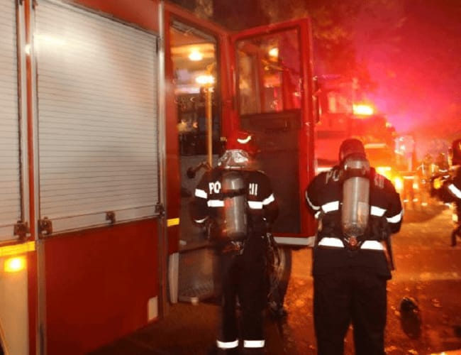 tragedie-in-dambovita-in-urma-unui-incediu.-o-femeie-a-fost-gasita-moarta