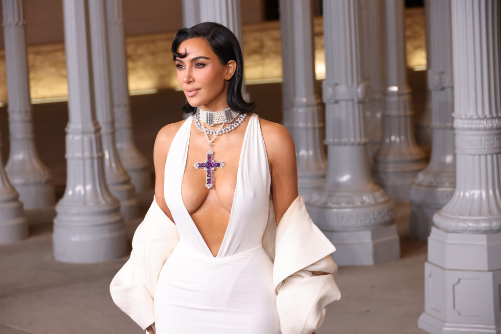 kim-kardashian-a-fost-diagnosticata-cu-un-anevrism-cerebral