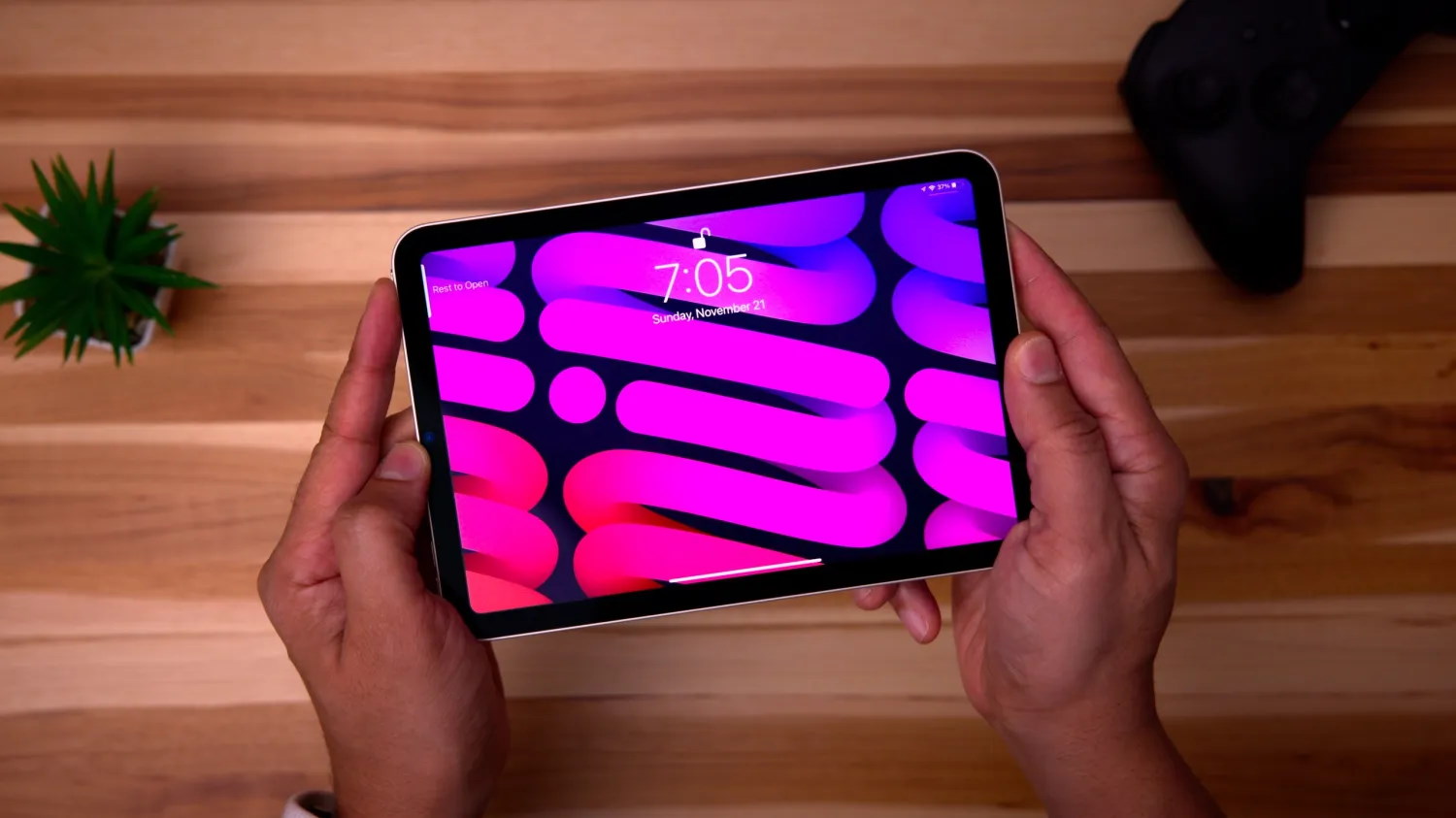 zvon:-ce-tablete-si-laptop-uri-apple-urmeaza-sa-primeasca-ecrane-oled