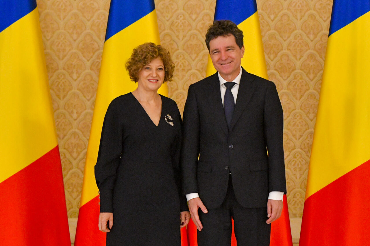 oana-gheorghiu-dezvaluie-cel-mai-mare-defect-al-presedintelui-nicusor-dan:-ii-lipseste-viteza