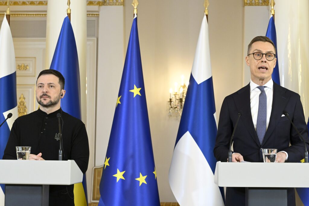 presedintele-finlandei-afirma-ca-un-armistitiu-in-ucraina-e-improbabil-anul-acesta