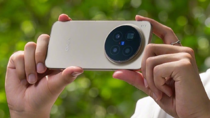 vivo-x300-ultra-data-lansarii-a-fost-dezvaluita