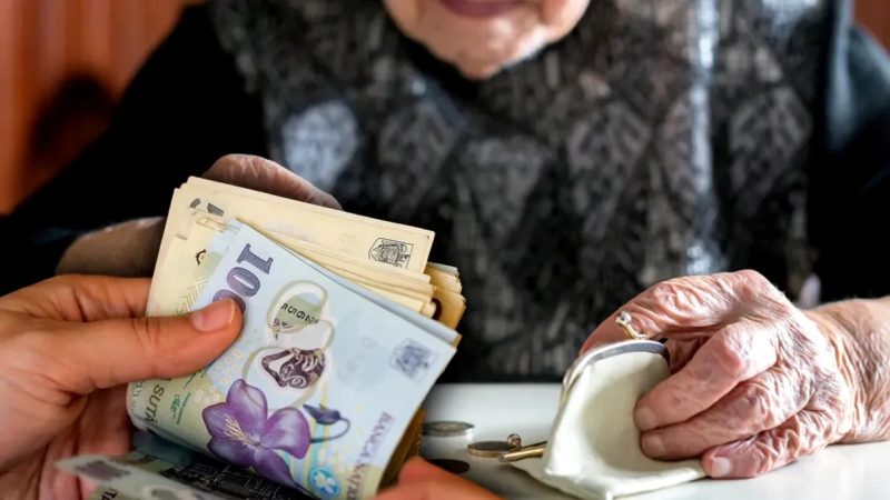 data-la-care-pensionarii-vor-scapa-de-contributia-cass-cei-cu-pensii-peste-3.000-lei-mai-au-de-asteptat