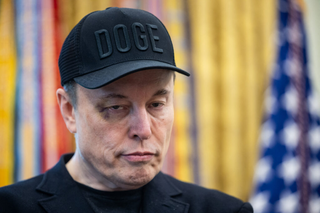 elon-musk-spune-ca-ue-ar-trebui-desfiintata,-iar-dmitri-medvedev-il-sustine.-cum-a-reactionat-ministrul-polonez-de-externe