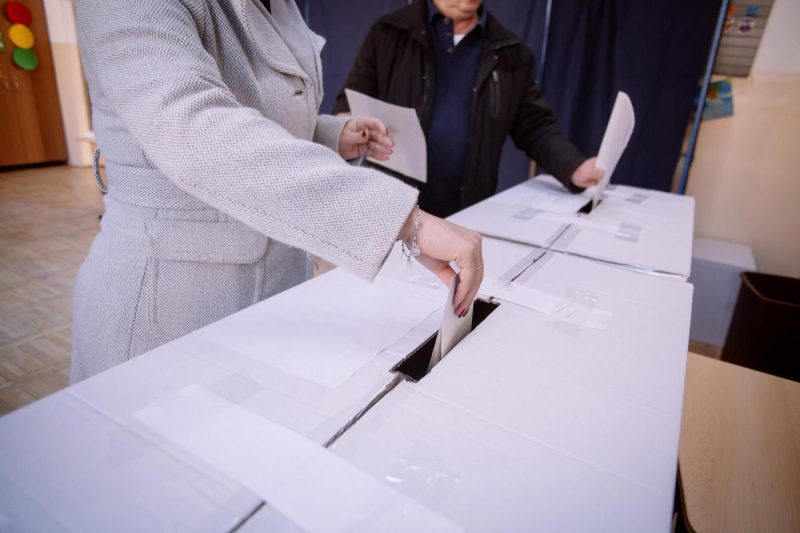 schimb-acid-de-mesaje-intre-doi-candidati-la-alegerile-pentru-primaria-capitalei:-trebuie-sa-existe,-inainte-de-toate,-respect