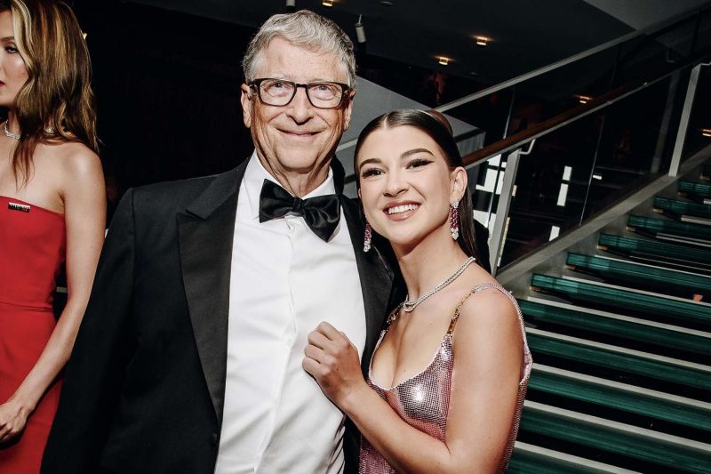 suma-record-stransa-de-fiica-lui-bill-gates-pentru-o-companie-bazata-pe-inteligenta-artificiala.-cum-a-reusit-phoebe-sa-dea-lovitura-cu-phia-si-cum-a-ajutat-o-tatal-sau
