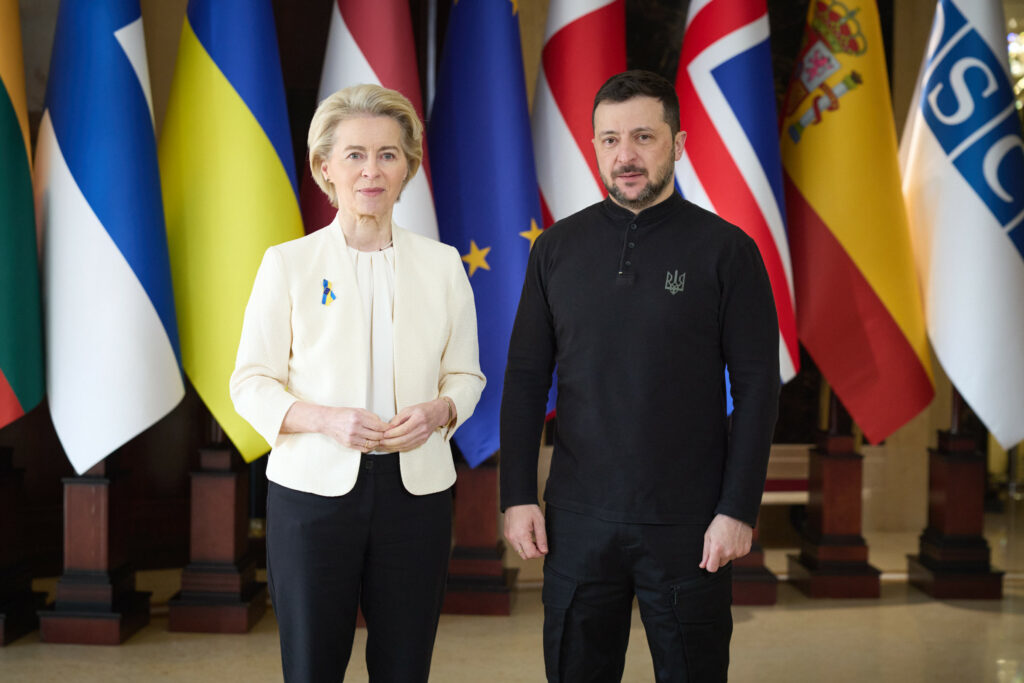 moment-decisiv-in-negocierile-de-pace-ucraina-ar-putea-adera-la-ue-pana-la-1-ianuarie-2027.-zelenski:-acest-lucru-depinde-de-europeni-si-americani