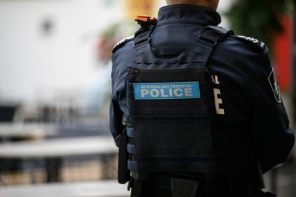 atac-armat-la-bondi-beach,-australia:-10-morti,-inclusiv-unul-dintre-atacatori-/-un-atacator-a-fost-identificat-/-numarul-victimelor-creste