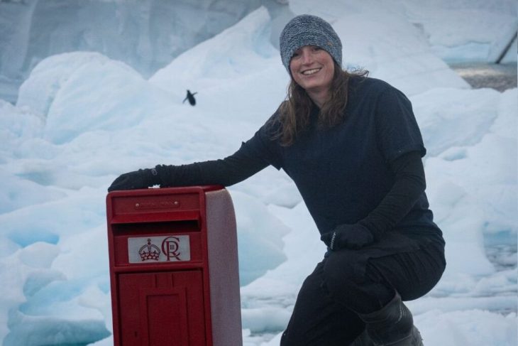 ce-cauta-o-cutie-postala-royal-mail-in-antarctica?
