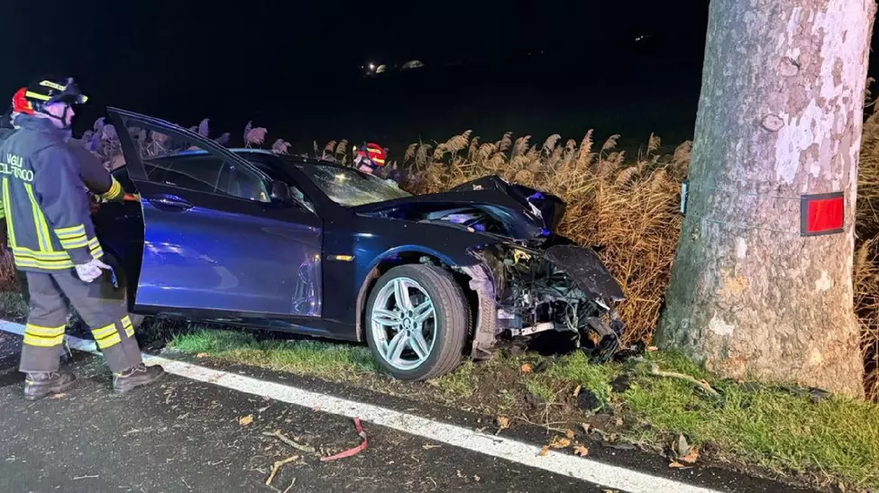 incident-tragic-in-italia.-o-romanca-a-murit-pe-loc,-dupa-ce-a-pierdut-controlul-masinii-pe-care-o-conducea