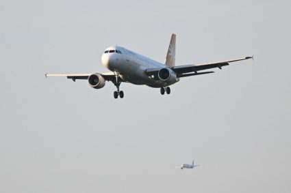 ancheta-in-sua-dupa-ce-un-avion-de-calatori-a-fost-aproape-de-o-coliziune-cu-o-aeronava-militara-care-nu-avea-activat-emitatorul