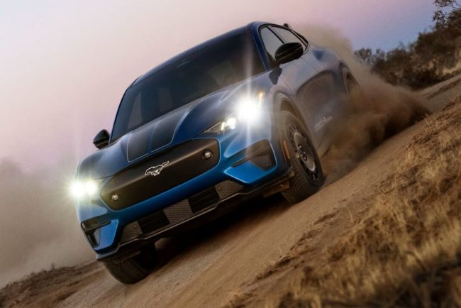 ford-sufera-pierderi-de-19,5-miliarde-de-dolari-dupa-ce-a-anuntat-retragerea-planurilor-pentru-vehicule-electrice