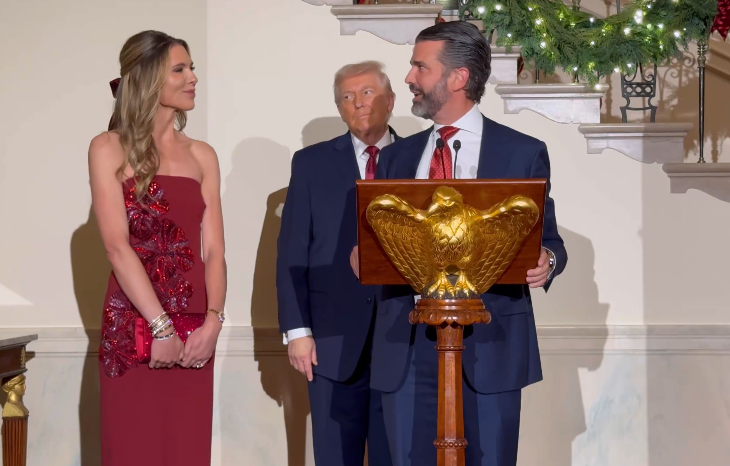 fiul-cel-mare-al-lui-donald-trump-s-a-logodit-cu-bettina-anderson,-o-figura-mondena-din-palm-beach
