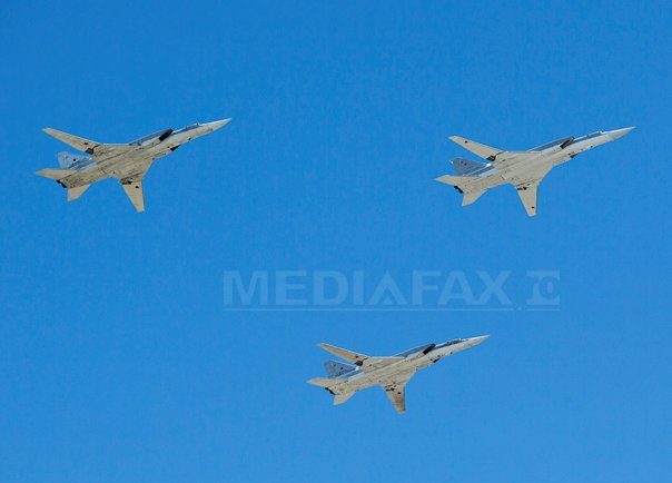 bombardiere-strategice-ruse-tu-22m3-au-patrulat-deasupra-marii-negre,-escortate-de-avioane-de-vanatoare