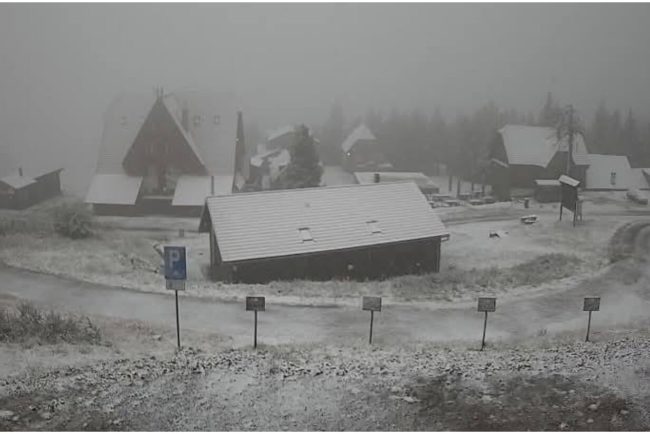 fenomen-meteo-neobisnuit:-este-frig-in-orase-si-cald-invarfde-munte